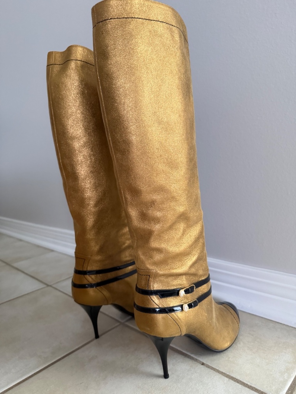 Vintage CHANEL Gold Leather CC Pearl Boots | Euro 39.5 - Picture 8 of 10